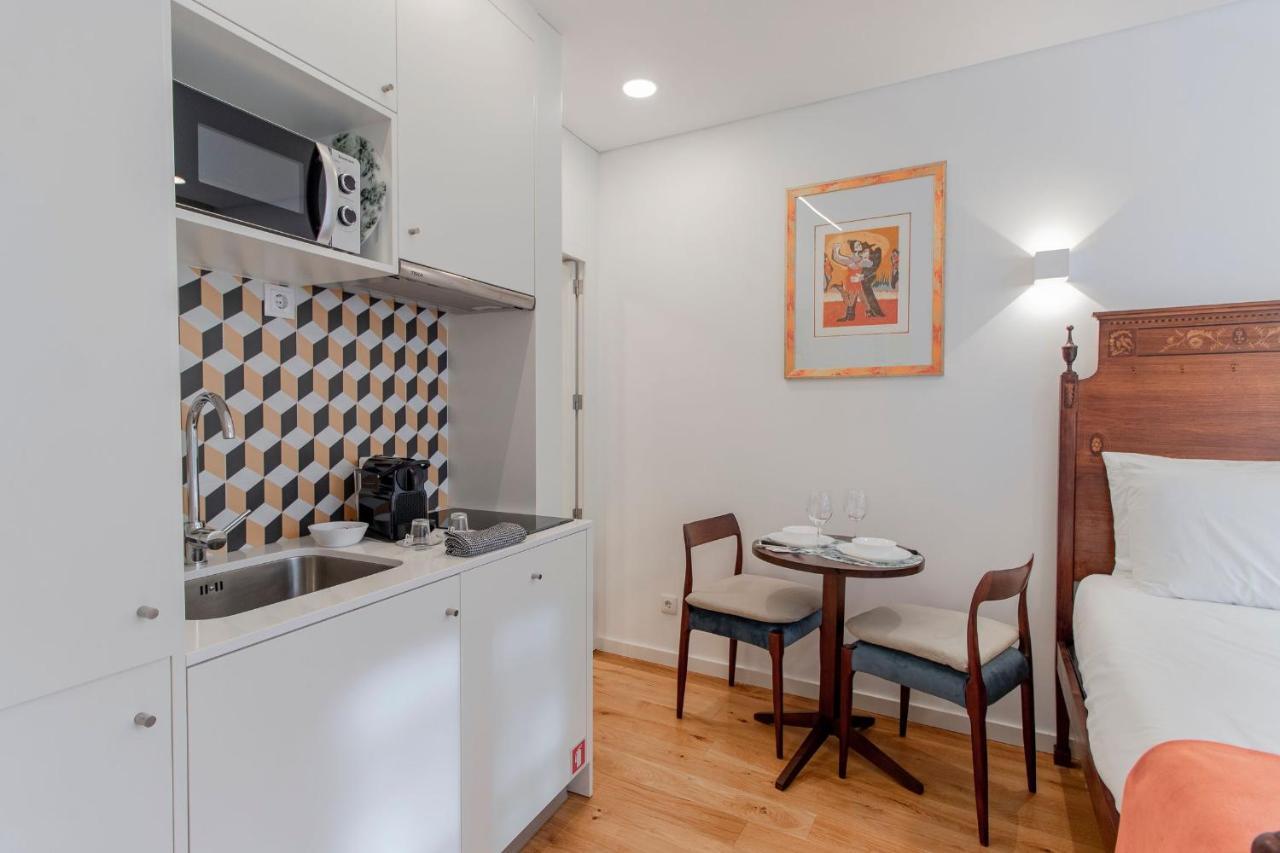 Apartamento Cozy W/ Patio By Lovelystay
